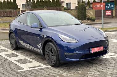 Внедорожник / Кроссовер Tesla Model Y 2023 в Ровно