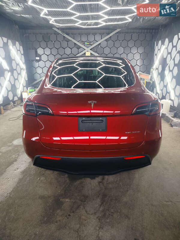Внедорожник / Кроссовер Tesla Model Y 2024 в Житомире