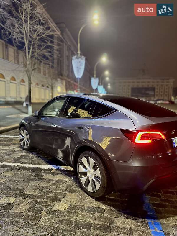 Позашляховик / Кросовер Tesla Model Y 2020 в Києві