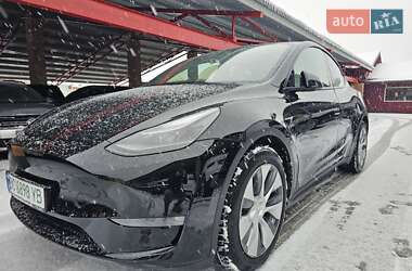 Позашляховик / Кросовер Tesla Model Y 2021 в Львові