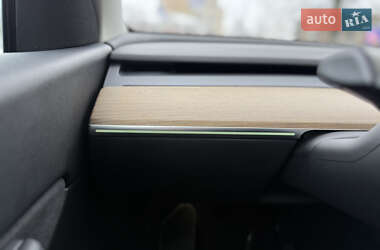 Внедорожник / Кроссовер Tesla Model Y 2022 в 