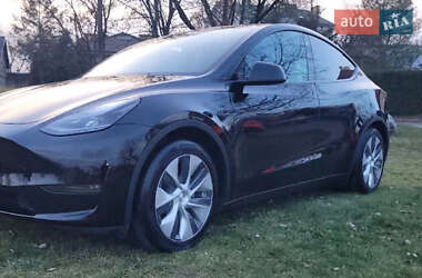 Внедорожник / Кроссовер Tesla Model Y 2023 в Чишках