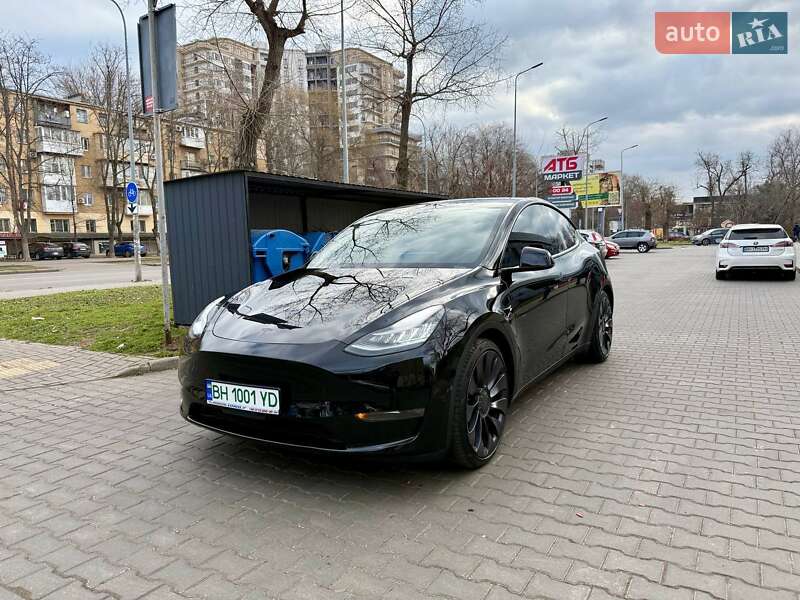Внедорожник / Кроссовер Tesla Model Y 2020 в Одессе