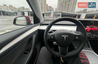Внедорожник / Кроссовер Tesla Model Y 2024 в 