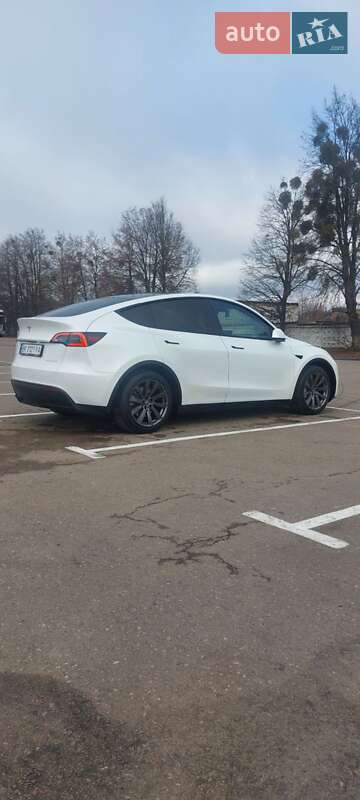 Позашляховик / Кросовер Tesla Model Y 2023 в Рівному