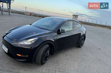Внедорожник / Кроссовер Tesla Model Y 2022 в 