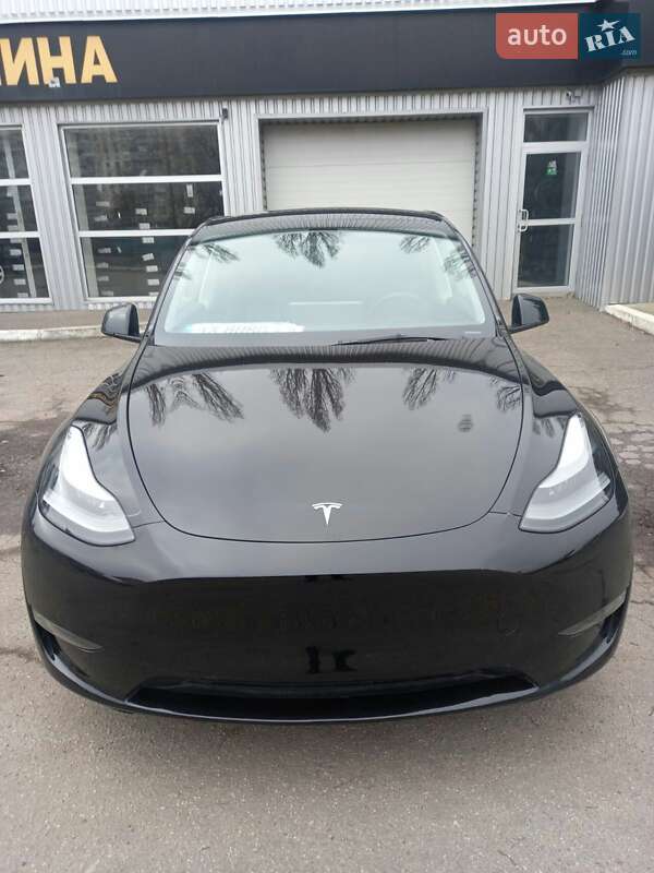 Позашляховик / Кросовер Tesla Model Y 2023 в Харкові