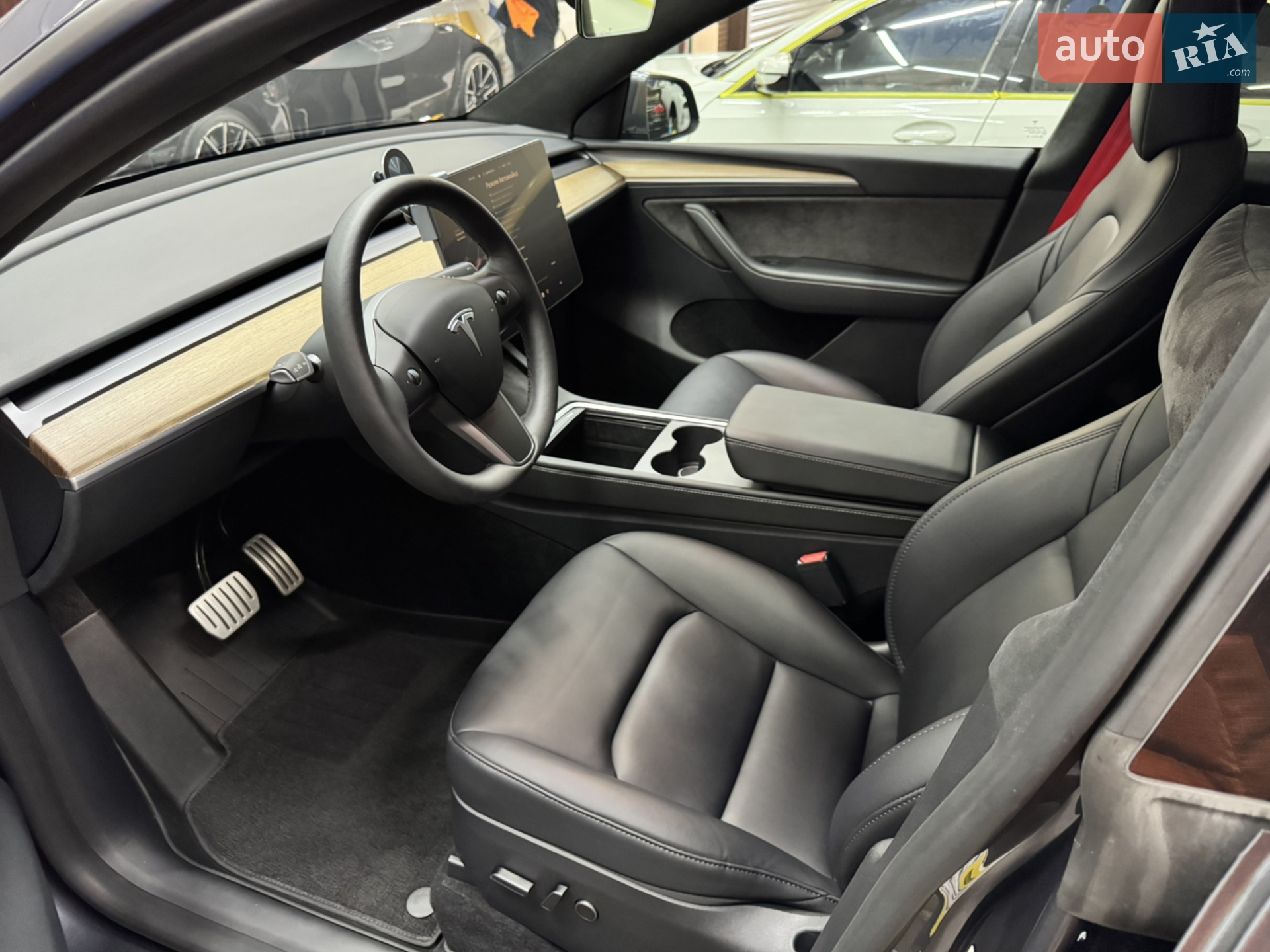 2023 Tesla Model Y - мініатюра 11