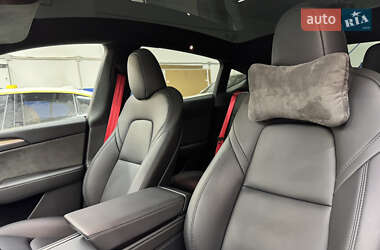 Внедорожник / Кроссовер Tesla Model Y 2023 в Киеве