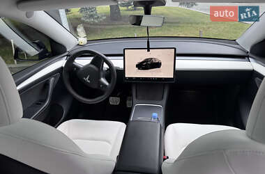Позашляховик / Кросовер Tesla Model Y 2023 в Дніпрі