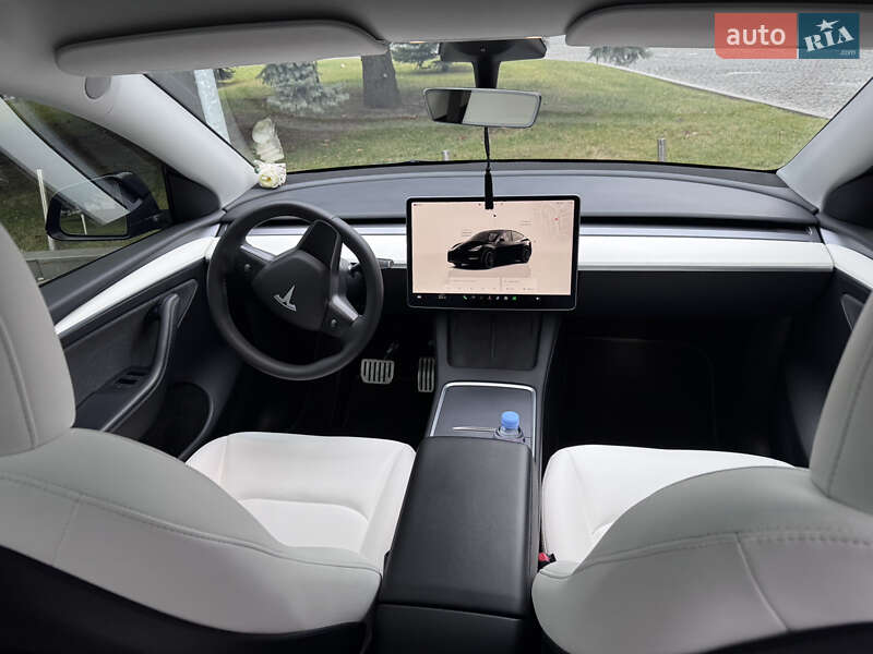Внедорожник / Кроссовер Tesla Model Y 2023 в Днепре