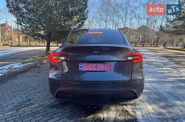 Внедорожник / Кроссовер Tesla Model Y 2024 в 