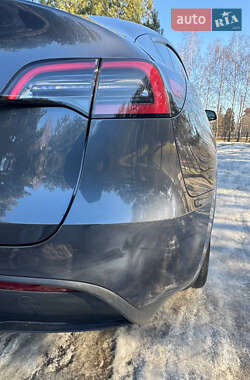Внедорожник / Кроссовер Tesla Model Y 2024 в 
