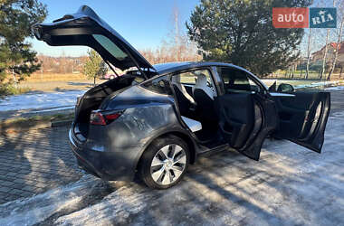 Внедорожник / Кроссовер Tesla Model Y 2024 в 