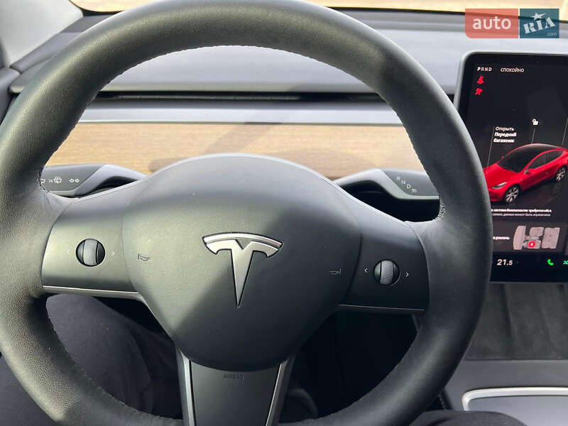 Внедорожник / Кроссовер Tesla Model Y 2022 в Луцке
