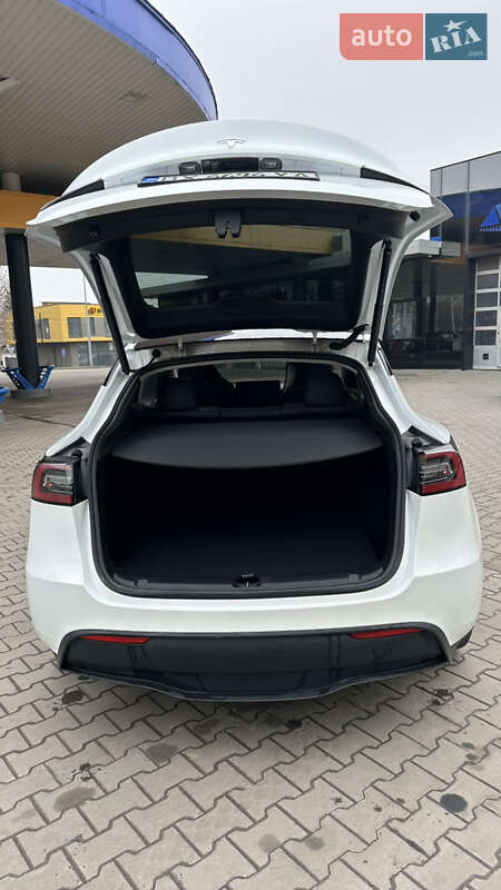 Внедорожник / Кроссовер Tesla Model Y 2023 в Хмельницком