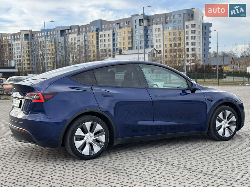 Внедорожник / Кроссовер Tesla Model Y 2020 в Львове