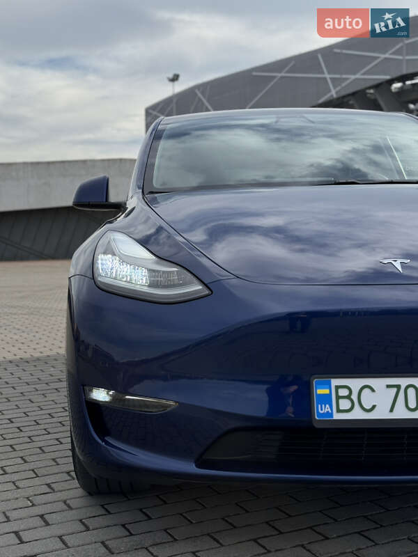 Внедорожник / Кроссовер Tesla Model Y 2020 в Львове