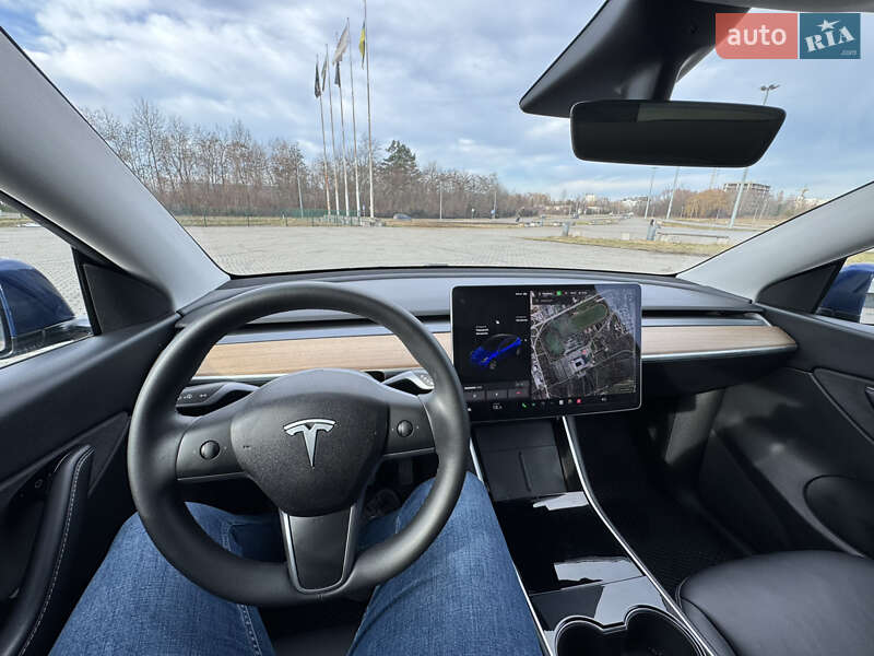 Внедорожник / Кроссовер Tesla Model Y 2020 в Львове