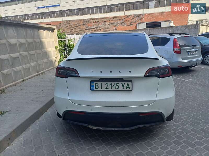 Внедорожник / Кроссовер Tesla Model Y 2022 в Полтаве
