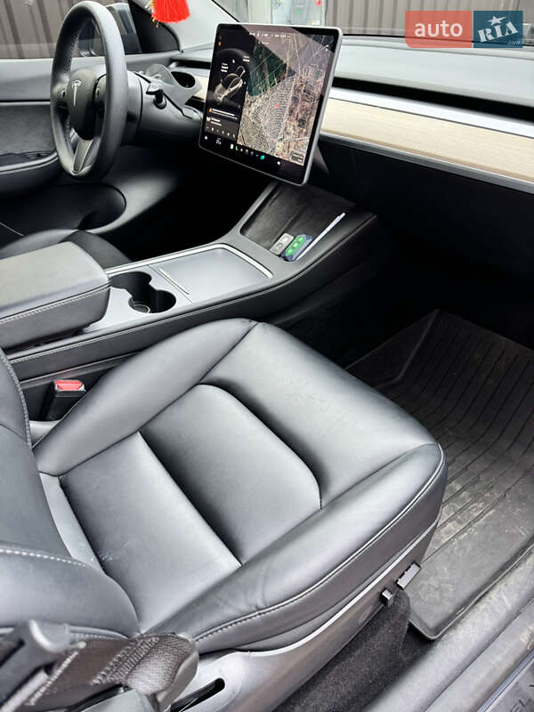 Внедорожник / Кроссовер Tesla Model Y 2021 в Киеве фото 7 Внедорожник / Кроссовер Tesla Model Y 2021 в Киеве