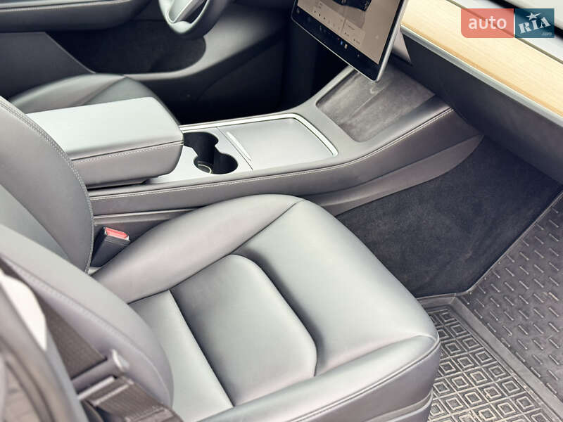 Внедорожник / Кроссовер Tesla Model Y 2022 в Житомире фото 16 Внедорожник / Кроссовер Tesla Model Y 2022 в Житомире