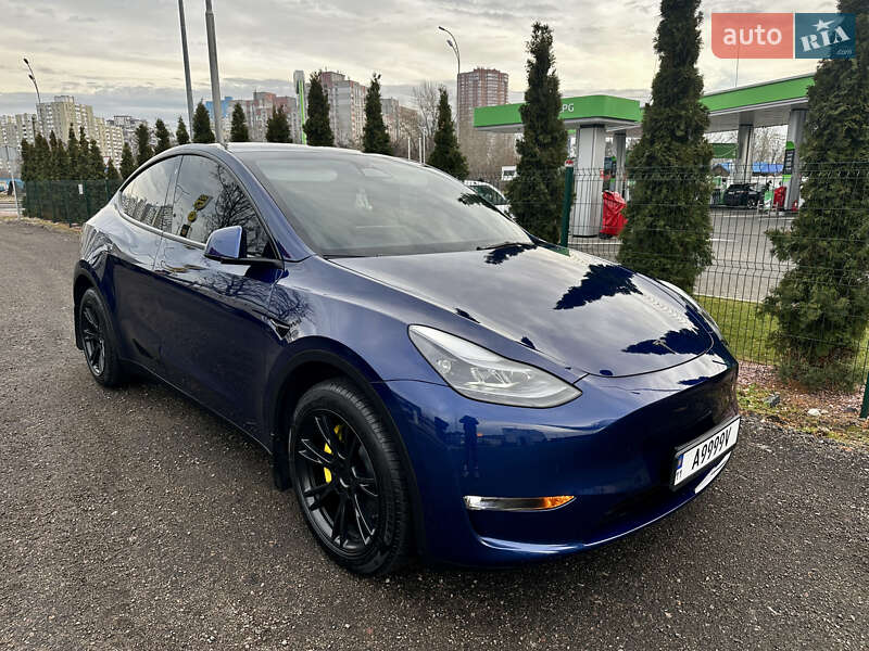 Внедорожник / Кроссовер Tesla Model Y 2023 в 