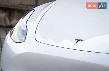Внедорожник / Кроссовер Tesla Model Y 2022 в 
