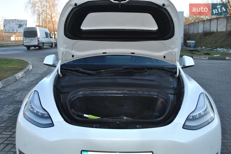 Внедорожник / Кроссовер Tesla Model Y 2021 в Тернополе фото 24 Внедорожник / Кроссовер Tesla Model Y 2021 в Тернополе