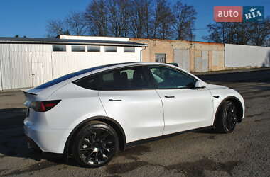 Позашляховик / Кросовер Tesla Model Y 2021 в 