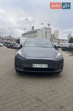 Внедорожник / Кроссовер Tesla Model Y 2022 в Киеве