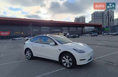 Внедорожник / Кроссовер Tesla Model Y 2022 в Киеве