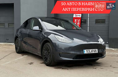 Внедорожник / Кроссовер Tesla Model Y 2022 в Киеве