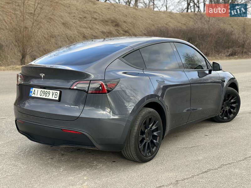 Внедорожник / Кроссовер Tesla Model Y 2023 в Киеве