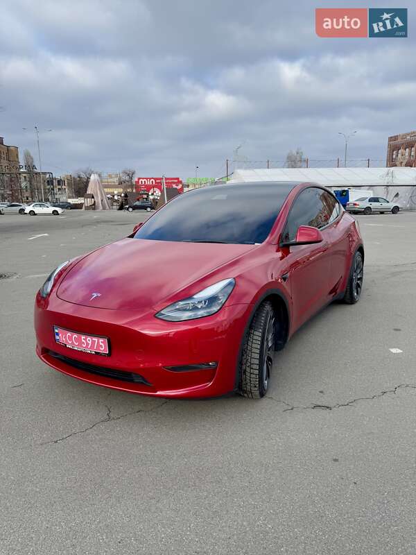 Внедорожник / Кроссовер Tesla Model Y 2021 в Киеве