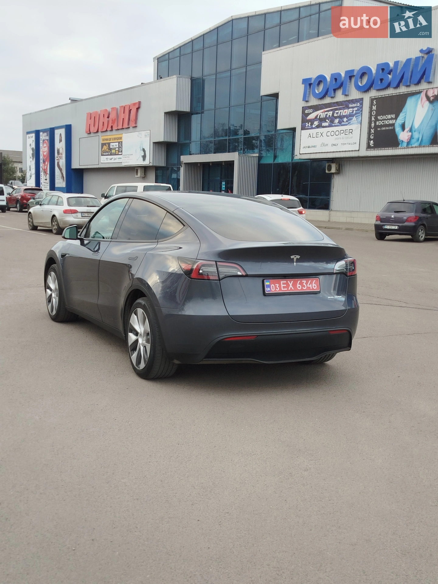 2022 Tesla Model Y - мініатюра 6