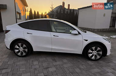 Позашляховик / Кросовер Tesla Model Y 2022 в 
