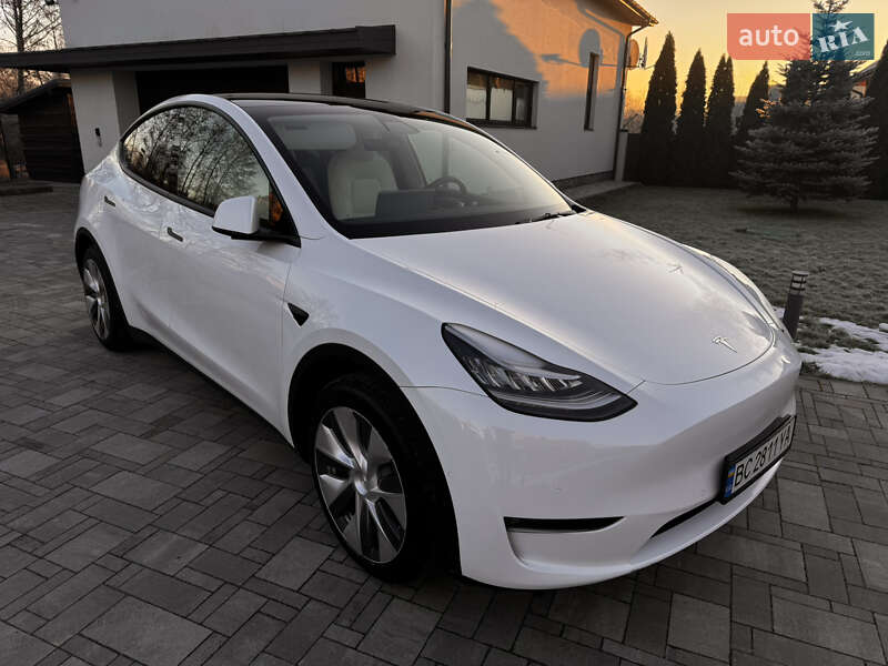 Внедорожник / Кроссовер Tesla Model Y 2022 в Львове