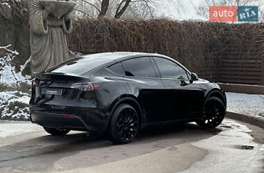 Внедорожник / Кроссовер Tesla Model Y 2023 в 