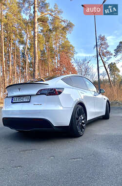 Внедорожник / Кроссовер Tesla Model Y 2021 в Киеве