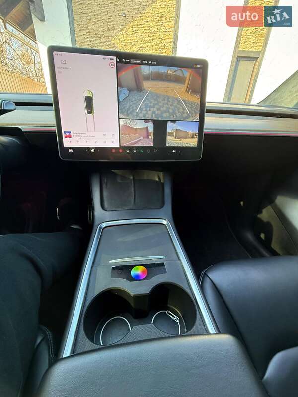 Внедорожник / Кроссовер Tesla Model Y 2020 в Днепре