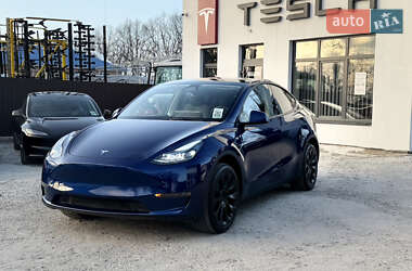 Внедорожник / Кроссовер Tesla Model Y 2024 в 