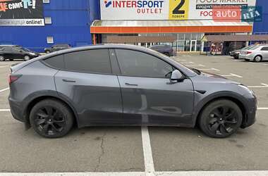 Позашляховик / Кросовер Tesla Model Y 2021 в Києві