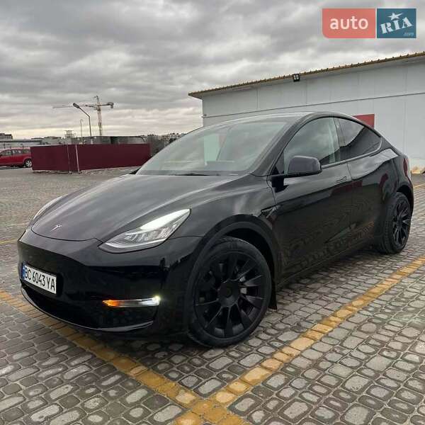 Позашляховик / Кросовер Tesla Model Y 2022 в Львові