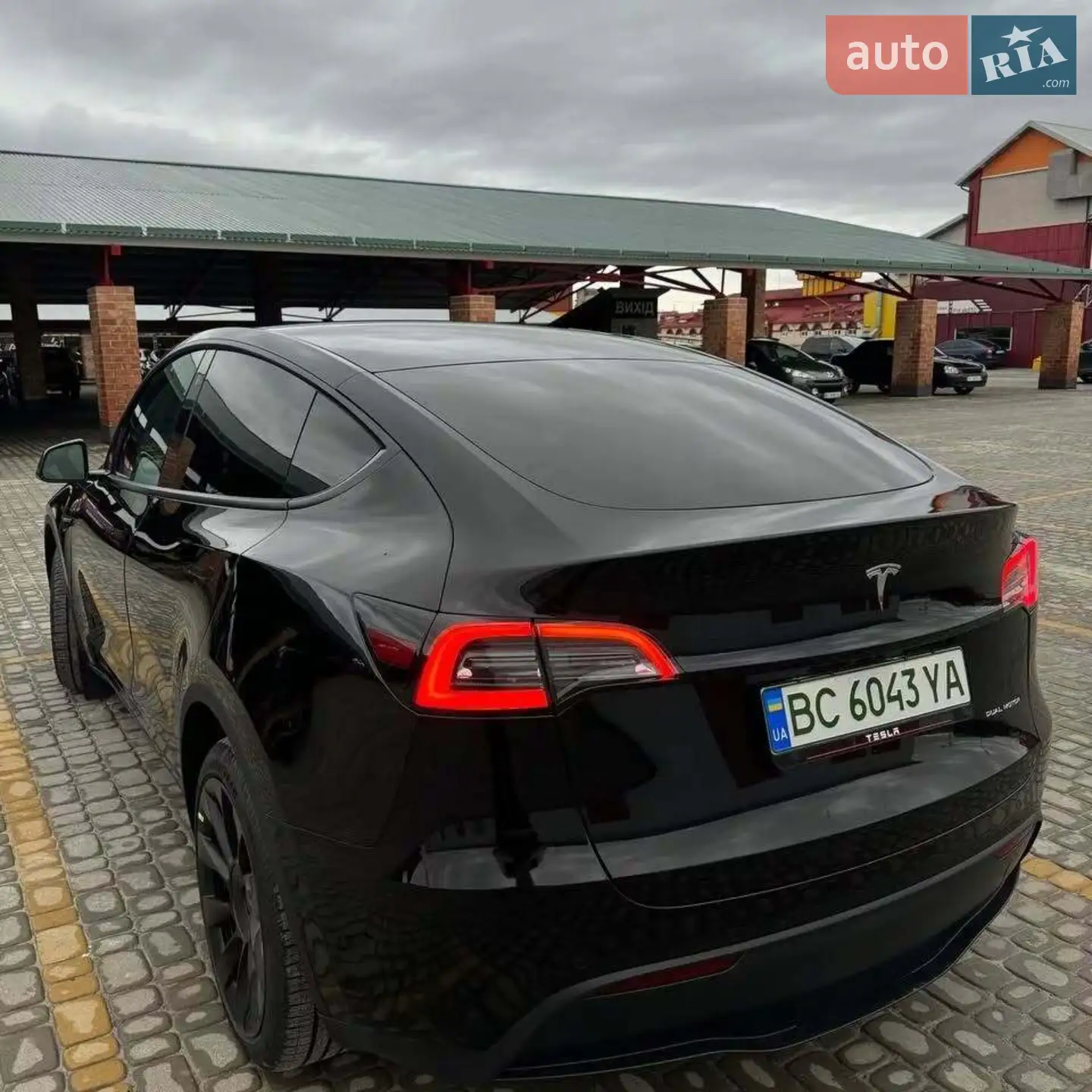 2022 Tesla Model Y - мініатюра 5