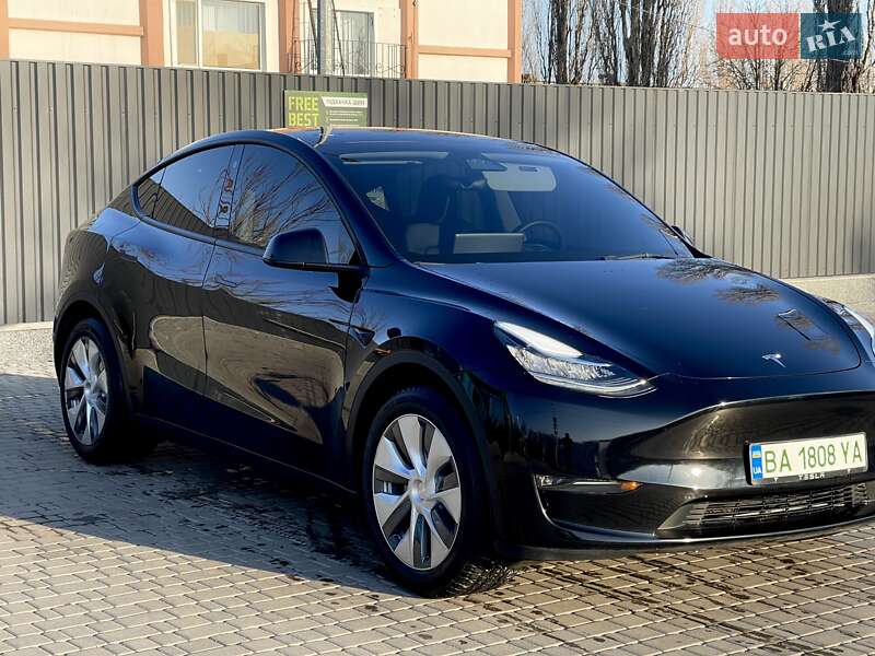 Внедорожник / Кроссовер Tesla Model Y 2023 в Кропивницком