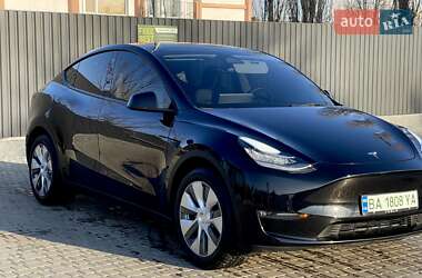 Внедорожник / Кроссовер Tesla Model Y 2023 в 