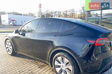 Внедорожник / Кроссовер Tesla Model Y 2023 в 