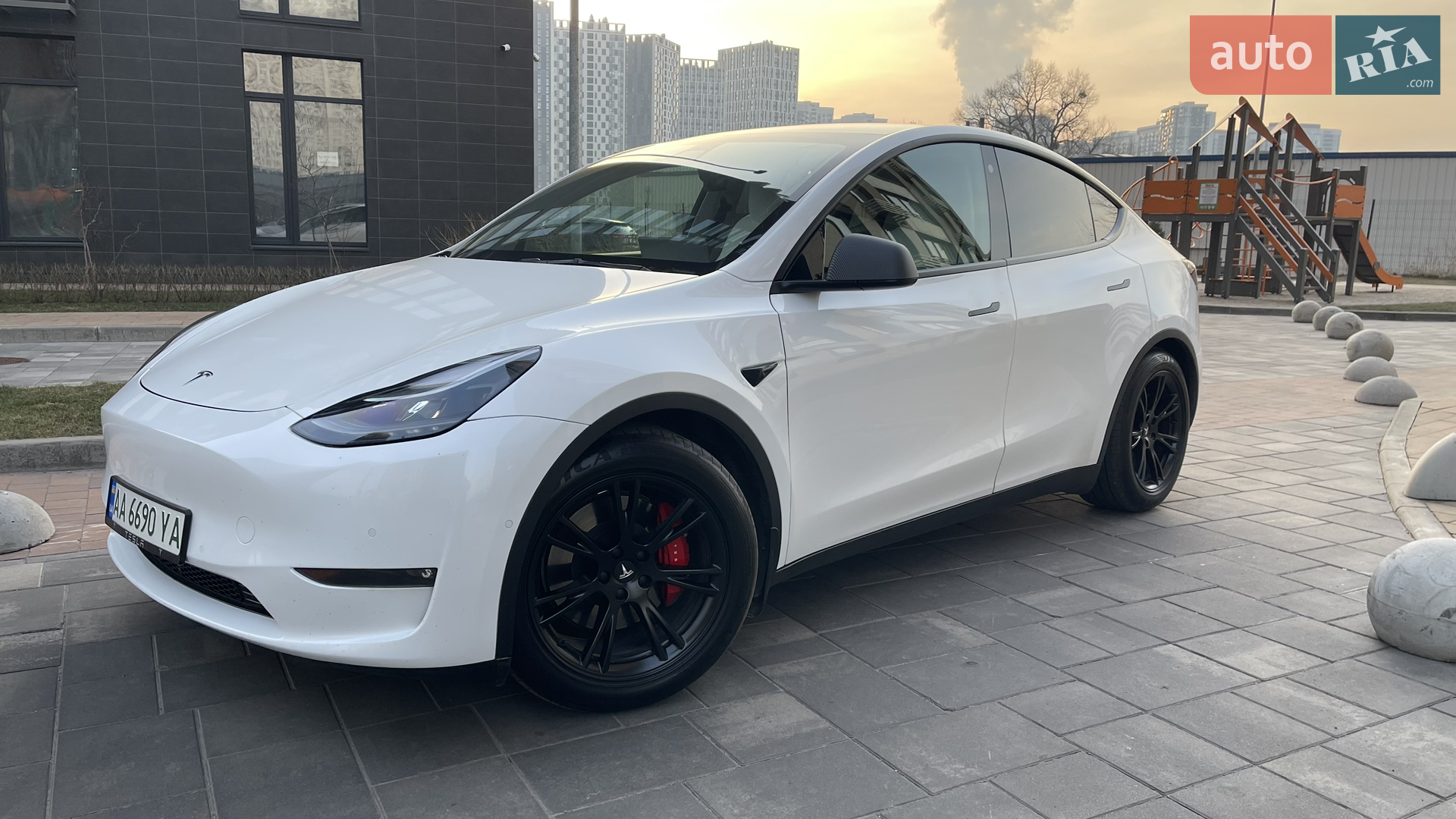 2021 Tesla Model Y - мініатюра 2