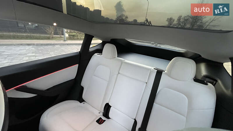 Внедорожник / Кроссовер Tesla Model Y 2021 в Киеве фото 17 Внедорожник / Кроссовер Tesla Model Y 2021 в Киеве